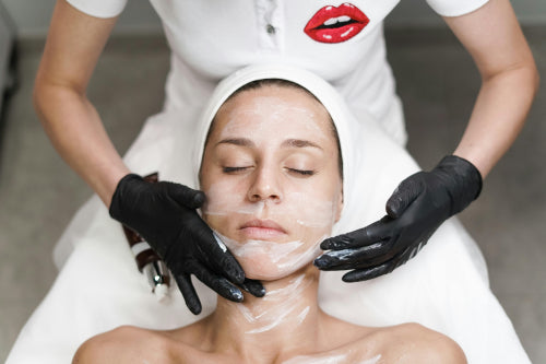 Professional Endorsements Shape Consumer Skincare Choices