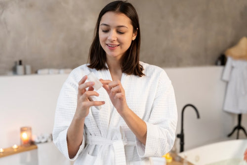 How to Choose Hydrating Products for Long-Term Skin Health
