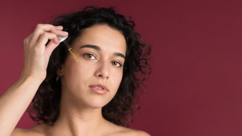 Facial Oil vs Serum: Which Texture and Formula Is Right for Your Skin?